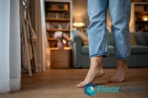 comfort-and-sound-vinyl-flooring-vs-laminate-flooring-which-one-to-install-for-your-home-vinyl-flooring-floorcube-singapore
