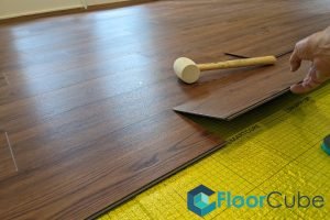 vinyl-planks-different-types-of-vinyl-flooring-in-singapore–which-one-to-install-vinyl-flooring-floorcube-singapore